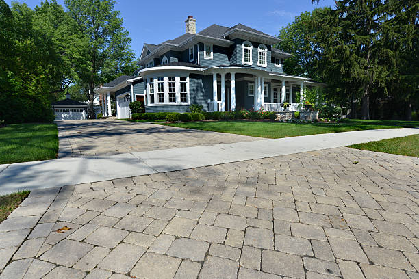 Best Driveway Resurfacing Pavers  in Wauwatosa, WI